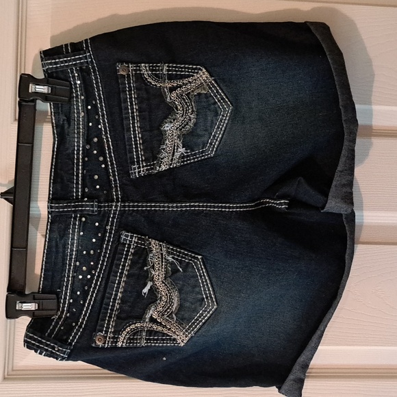 Cato Blue Jean Shorts with Cuffed Hems and Distressed Details - Picture 2 of 4